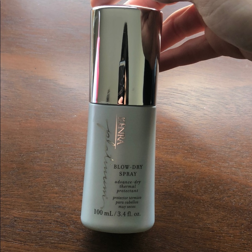 Kendra platinum blow dry spray
